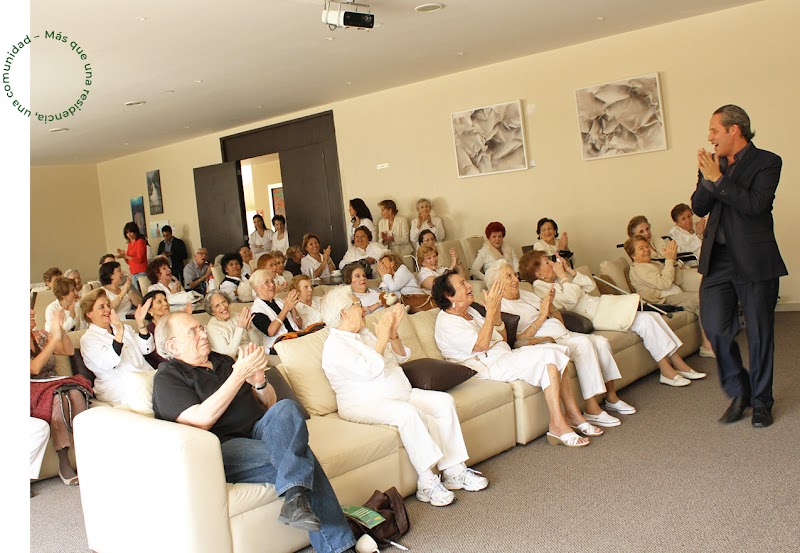 Le Grand Senior Living