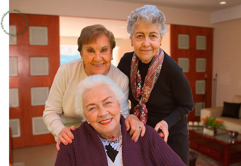 Le Grand Senior Living