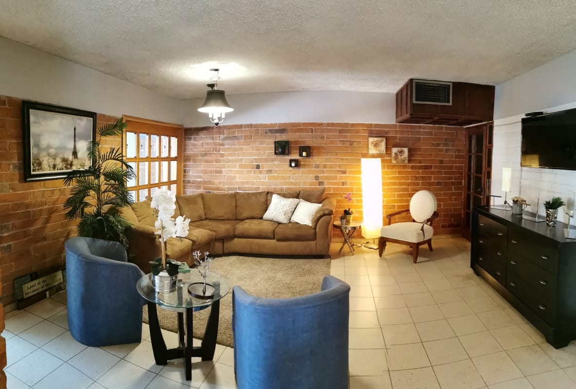 Los Zafiros Residencias Geriátricas