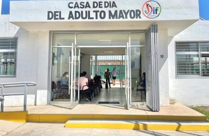 CASA DE DÍA PARA EL ADULTO MAYOR