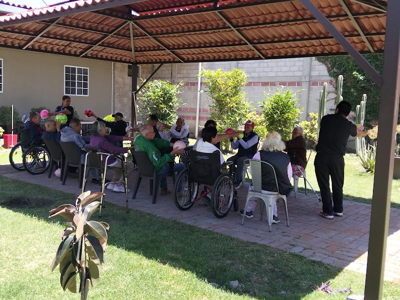Casa de retiro para adultos mayores LUCALMA