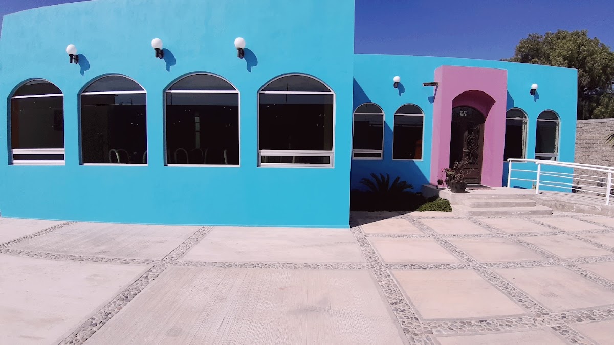 Hacienda Sol y Luna. Residencia PARTICULAR del Adulto Mayor.