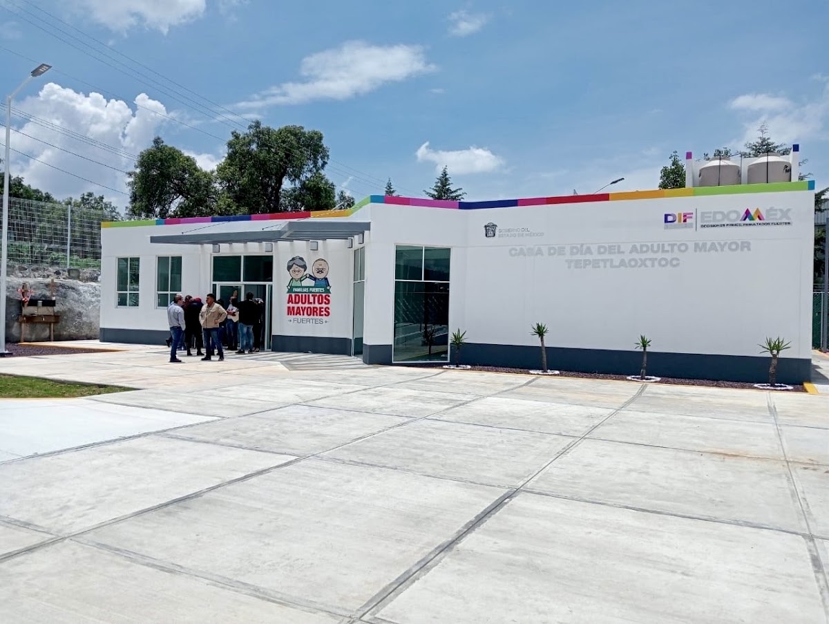Casa de día del Adulto Mayor Tepetlaoxtoc