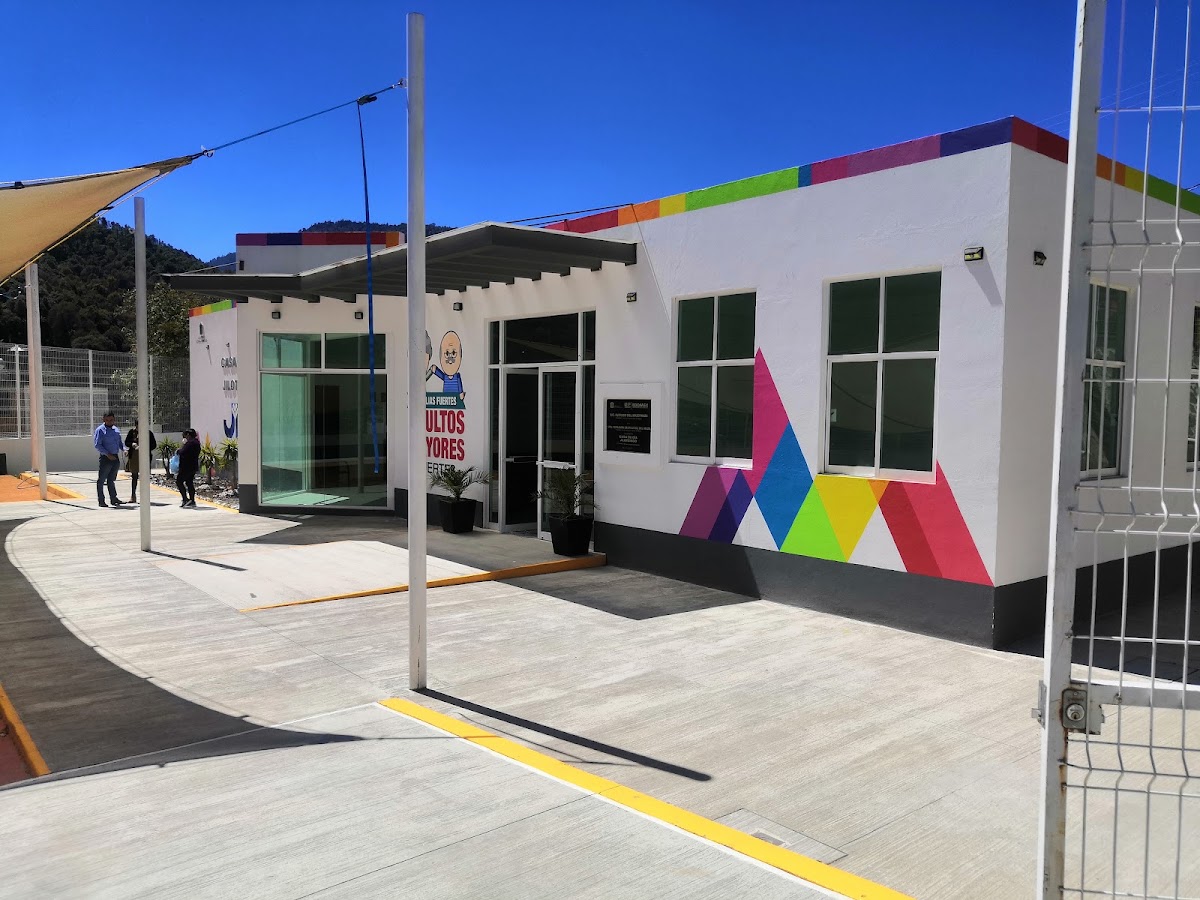 DIF CASA DEL ADULTO MAYOR JILOTZINGO