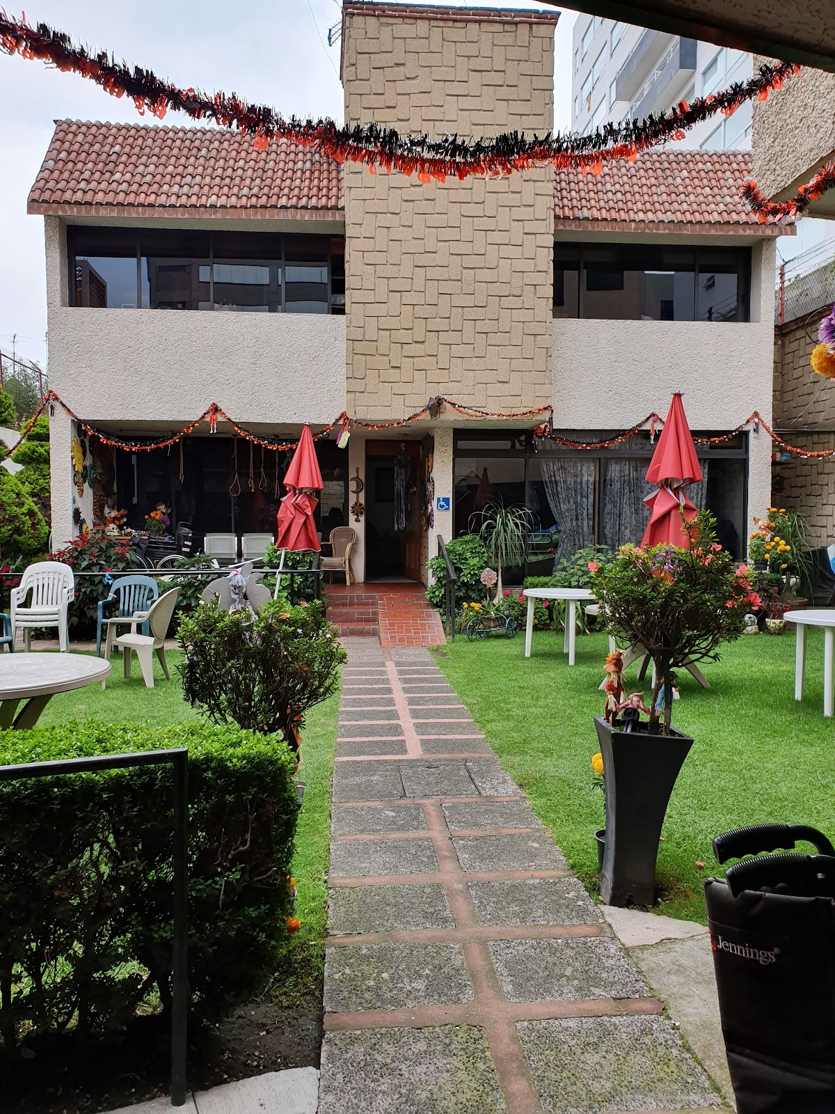 Residencia Cerezos