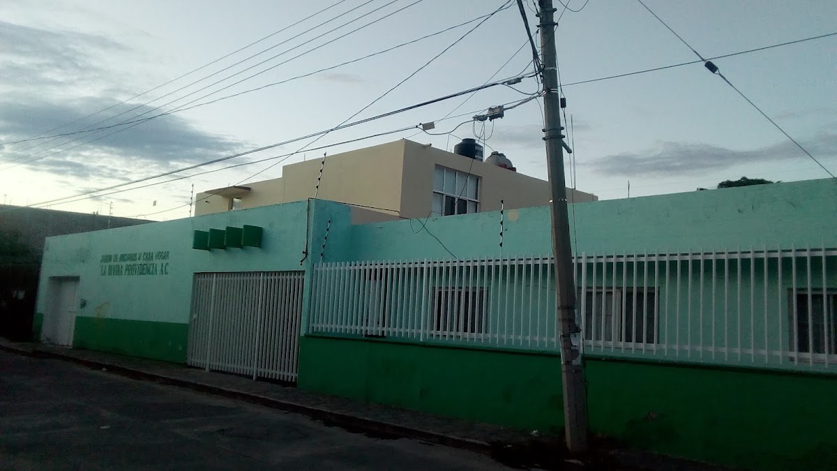 Jardin De Ancianos Y Casa Hogar La Divina Providencia