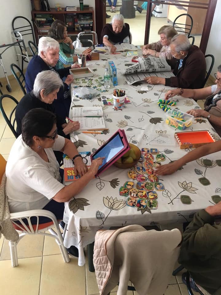 Villa Rosales Residencia para Adultos Mayores y Club Gerontológico