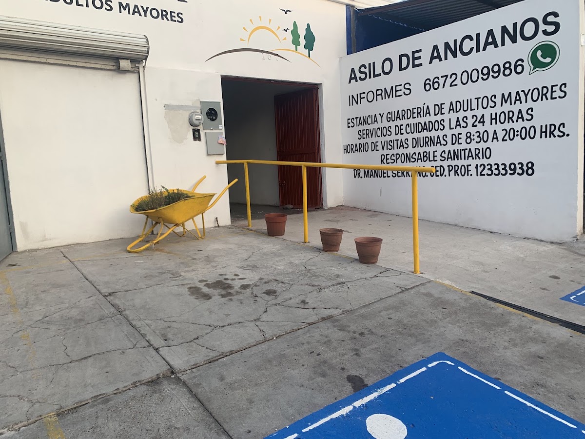 Asilo y guardería para adultos La Vida es Bella